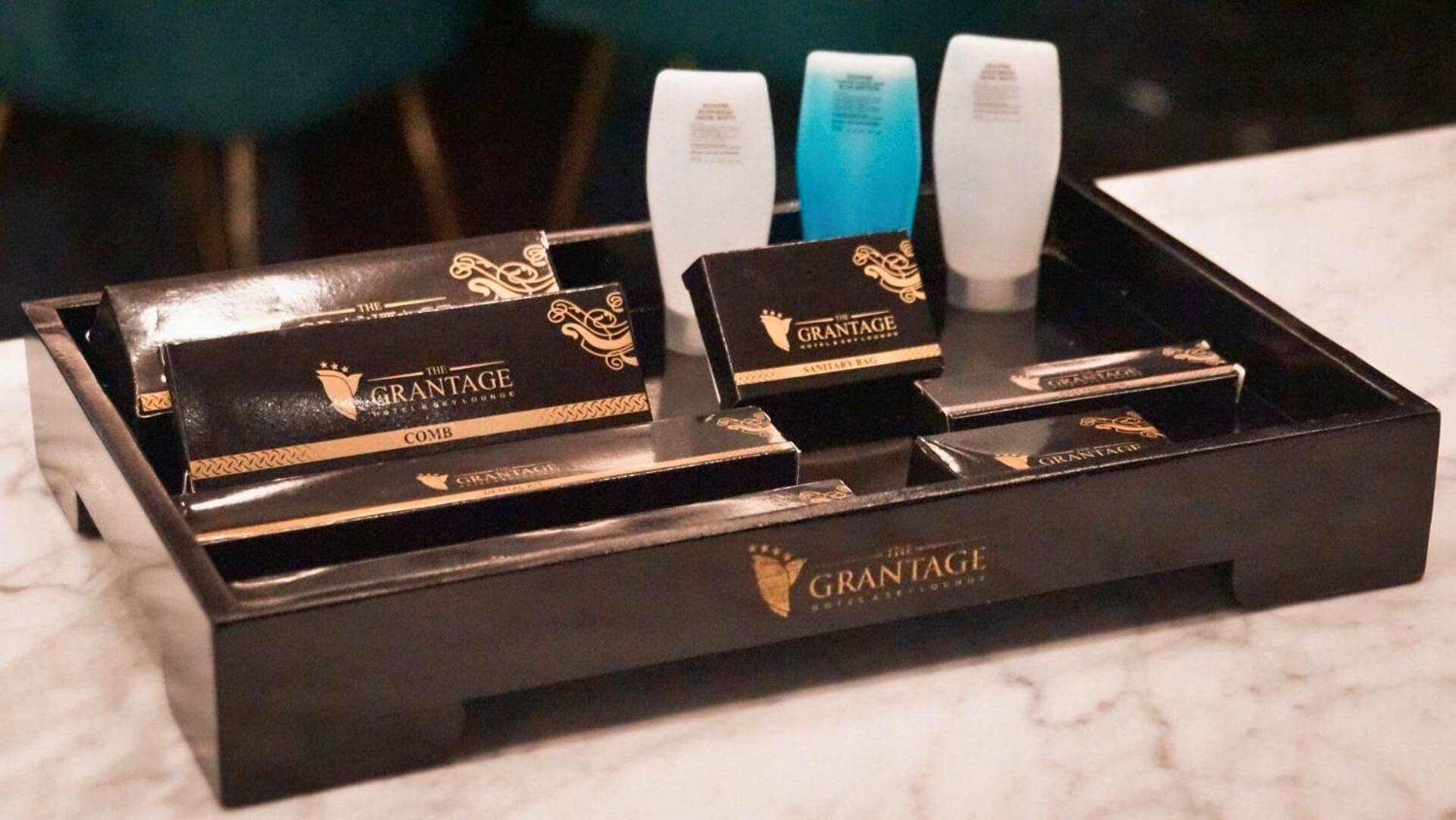 The Grantage Hotel & Sky Lounge Serpong Exterior foto